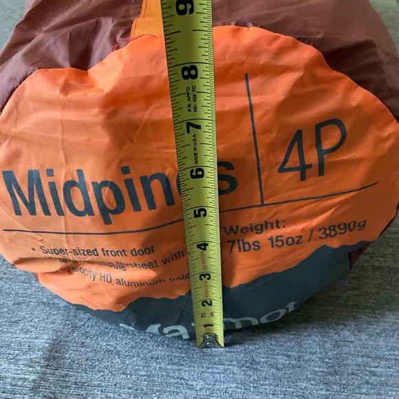 Marmot 4 Person Tent + Rainfly - New - Picture 10 of 13